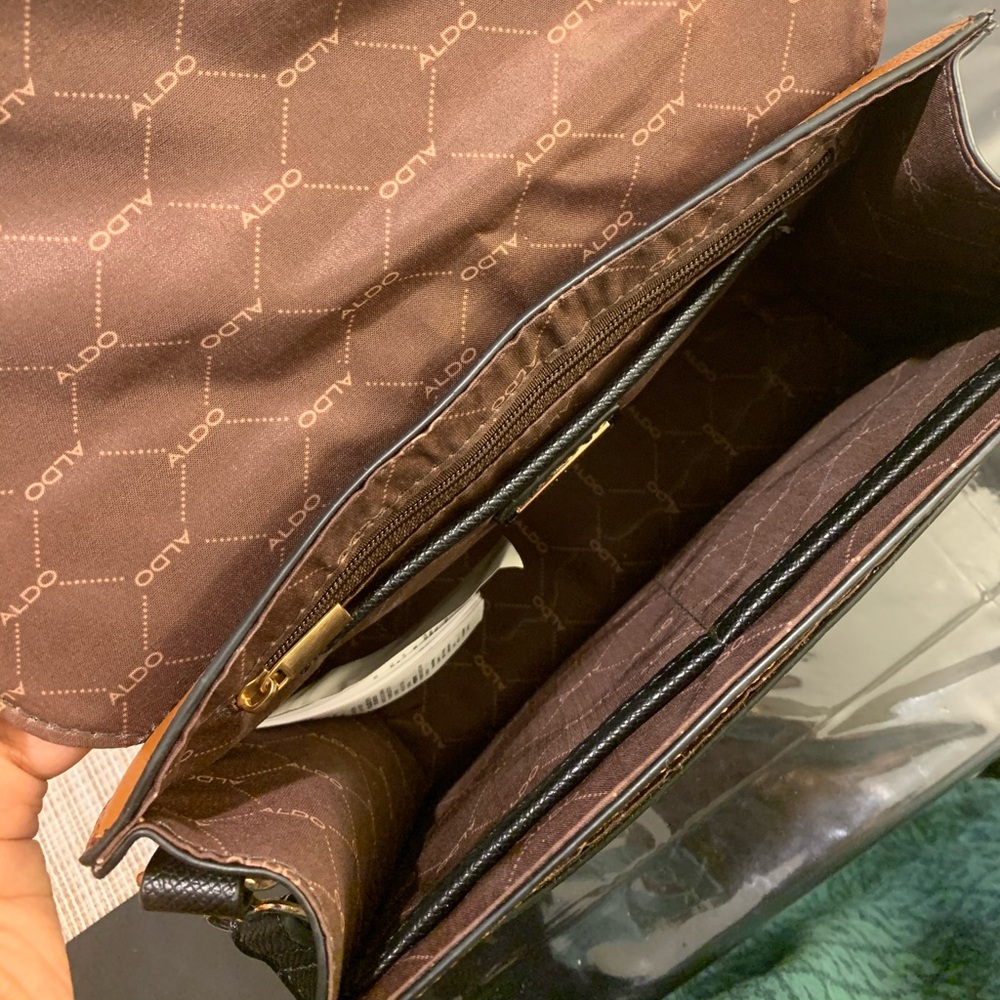 Aldo structured crossbody bag - Picture 8 of 8
